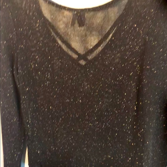H&M’s black/gold top - Picture 5 of 5
